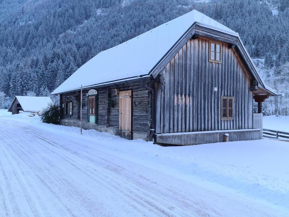 Weisse Wand Almen Chalet Schladming