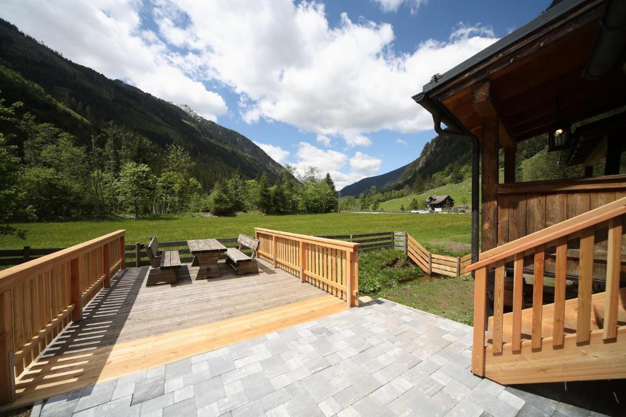 Chalet Weisse Wand Almen