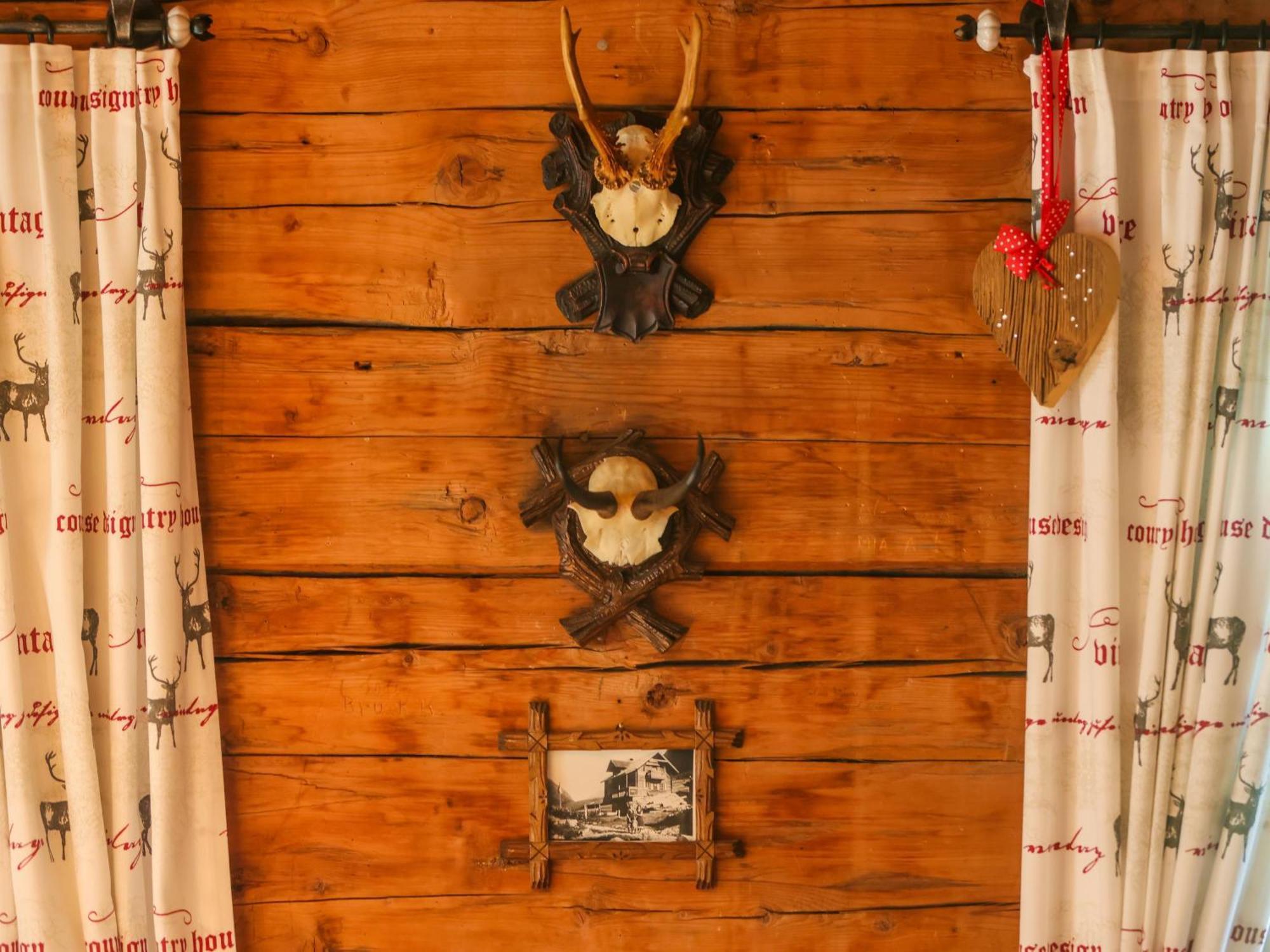 Weisse Wand Almen