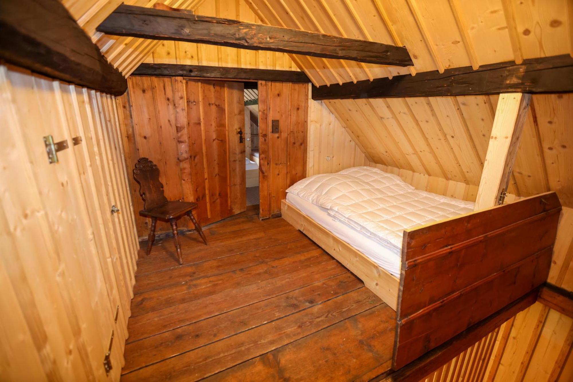 Weisse Wand Almen Chalet *
