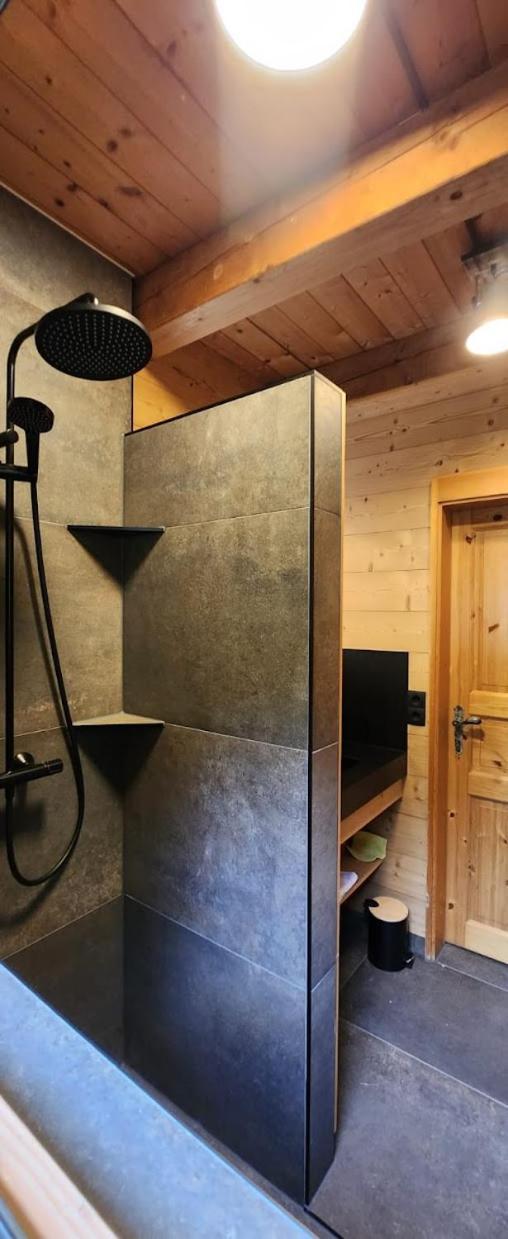 Chalet Weisse Wand Almen *